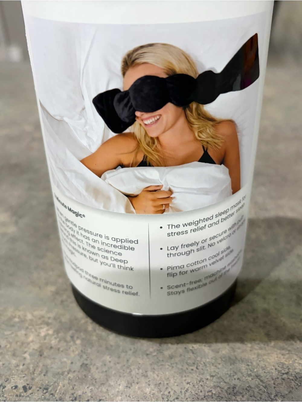 nodpod Black Weighted Eye Mask - Soothing Sleep Mask - Picture 3 of 3
